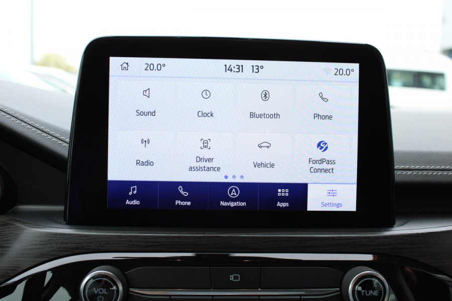 Ford Kuga 2.5 PHEV Vignale | Trekhaak | Stoelverwarming | Climate Control | Navigatie | B&O Audio |