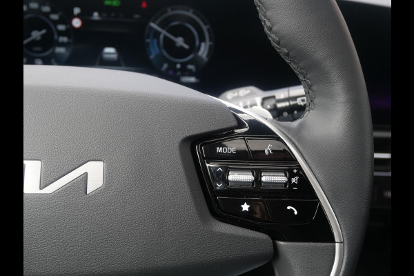 Kia Niro EV ExecutiveLine 64.8 kWh | Schuif-/kanteldak | Stoel-/stuurverwarming+ventil. | Elek. stoelen + geheugen | LED | Harman kardon