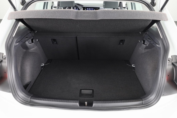 Volkswagen Polo 1.0 TSI Style 95PK | Led matrix | Parkeersensoren | Navigatie via app