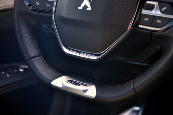 Peugeot 3008 1.2 PureTech GT | Nieuwstaat! | Camera | Navigatie | Full Led!