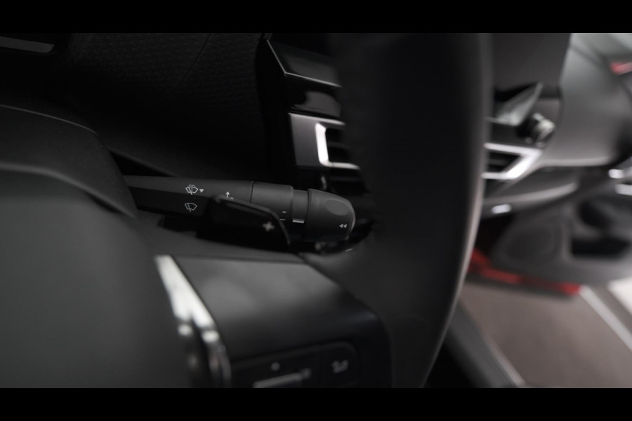 Citroën C4 Puretech 130 EAT8 Shine | Camera | Navigatie | Parkeersensoren | Apple Carplay