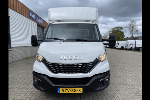 Iveco Daily 35S14 2.3 Himatic automaat 140pk / vaste prijs rijklaar € 30.950 ex btw / lease vanaf € 554 / cruise en climate control / 2 x comfort stoel / bakwagen met Zepro laadklep ! / 1110 kg netto laadvermogen / afmetingen lang 410 cm breed 210 cm hoog 200 cm