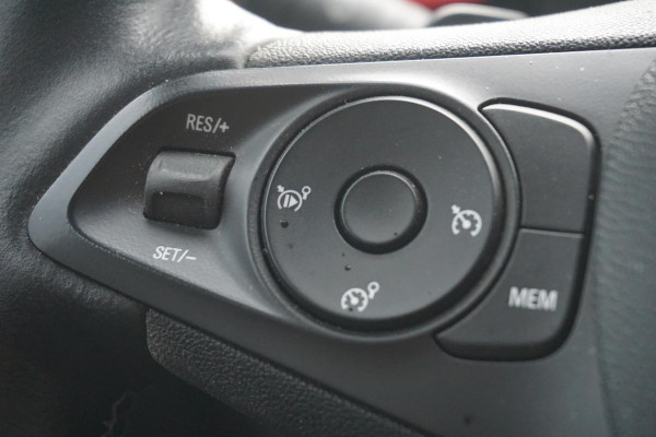 Opel Corsa 1.2 Turbo GS Line Automaat 130 PK | Navigatie | Bluetooth | 180° Achteruitrijcamera | Apple Carplay/Android Auto |
