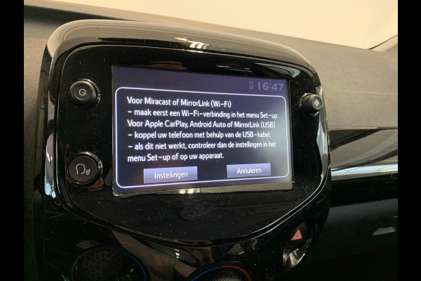 Peugeot 108 1.0 e-VTi Allure | Apple Carplay/Android Auto | Cruise Control | Airco
