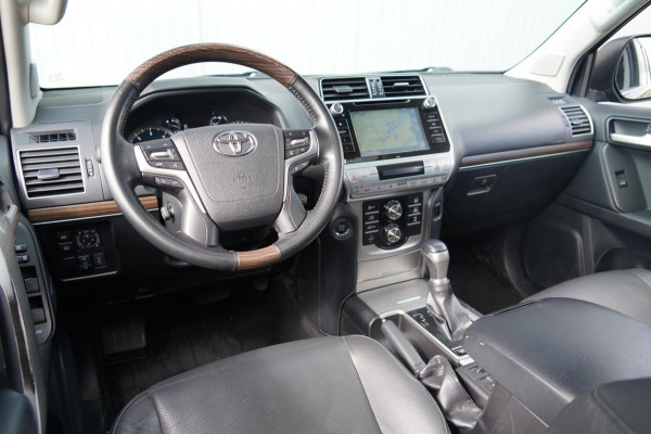 Toyota Land Cruiser 2.8 D-4D-F Executive Window Van / EX. BTW / Dealeronderhouden / Trekhaak / Schuifdak
