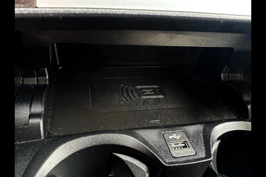 BMW 3-serie 330e High Executive Carplay_3d view_Digital cockpit