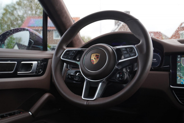 Porsche Cayenne 2.9 S | 441PK | SportChrono | Bose Sound| Stoelverwarming/verkoeling | Panorama | 100% onderhouden | Adaptief CC