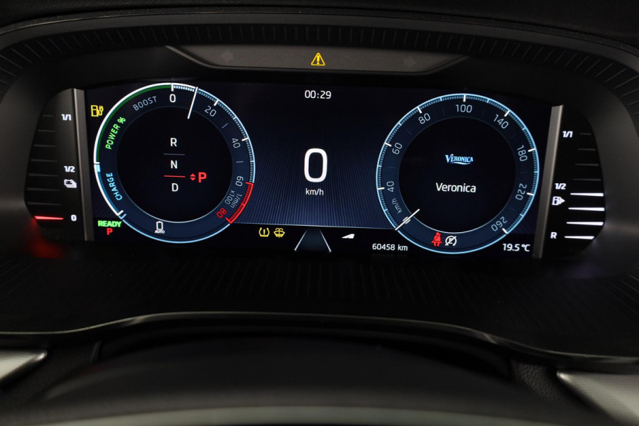 Škoda Octavia Combi 1.4 TSI iV PHEV Business Edition 204PK DSG | Navigatie | Stoelverwarming 18" LM velgen |