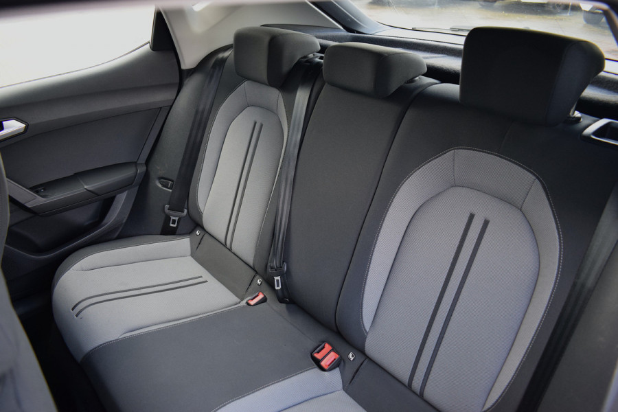 Seat Leon 1.0 TSI Style Business Intense | Virtual | Apple CarPlay | Camera | Adapt. Cruise