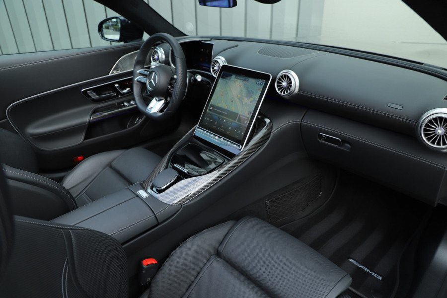 Mercedes-Benz SL-Klasse Roadster AMG 63 4MATIC+ | Head-up | Carbon interieur | Achterasbesturing | Airscarf | Front-lift | Magno Monzagrau | 2024.