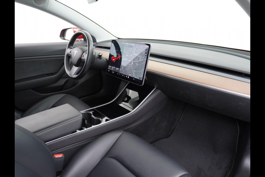 Tesla Model 3 Long Range 75 kWh | * 23.038 EX BTW * | ACHTERBANK VERWARMD| AUTOPILOT| VERW. VOORSTOELEN|