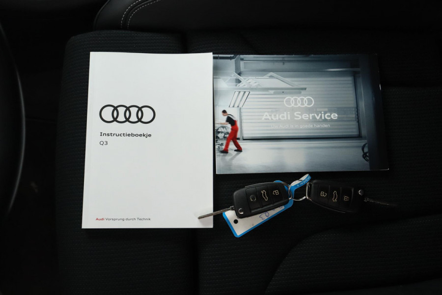 Audi Q3 1.4 TFSI CoD Sport Advance Sport 2x S-line( NL-auto, Dealer OnderH, Parkeerhulp, StoelV, Cruise C, Etc)