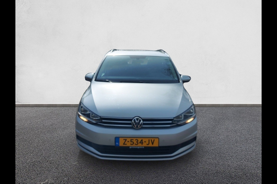 Volkswagen Touran 1.5 TSI Comfortline 7p, airco,cruise,navigatie,app connect,wegklapbare trekhaak,parkeersensoren,