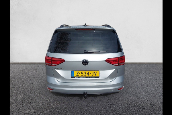 Volkswagen Touran 1.5 TSI Comfortline 7p, airco,cruise,navigatie,app connect,wegklapbare trekhaak,parkeersensoren,