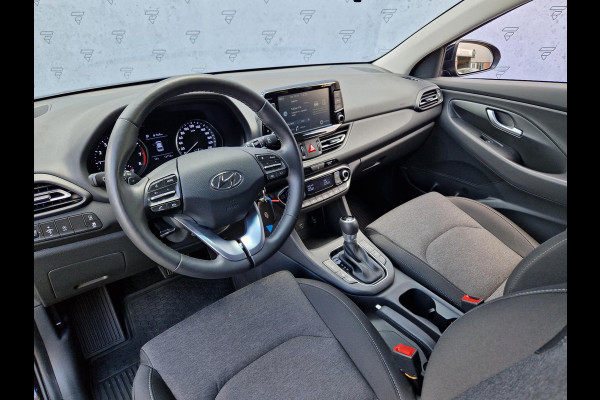 Hyundai i30 1.0 T-GDi MHEV Automaat | Camera | Apple CarPlay/Android Auto | Stuur/Stoelverwarming | Clima | 16” Velgen | PDC | Cruise | LED |