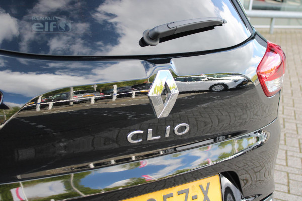 Renault Clio Estate 0.9 TCe 90PK LIMITED | NAVIGATIE | PARKEER SENSOREN | DAB+ RADIO | KEYLESS START/ENTRY | LICHTMETALEN VELGEN | CRUISE CONTROL |