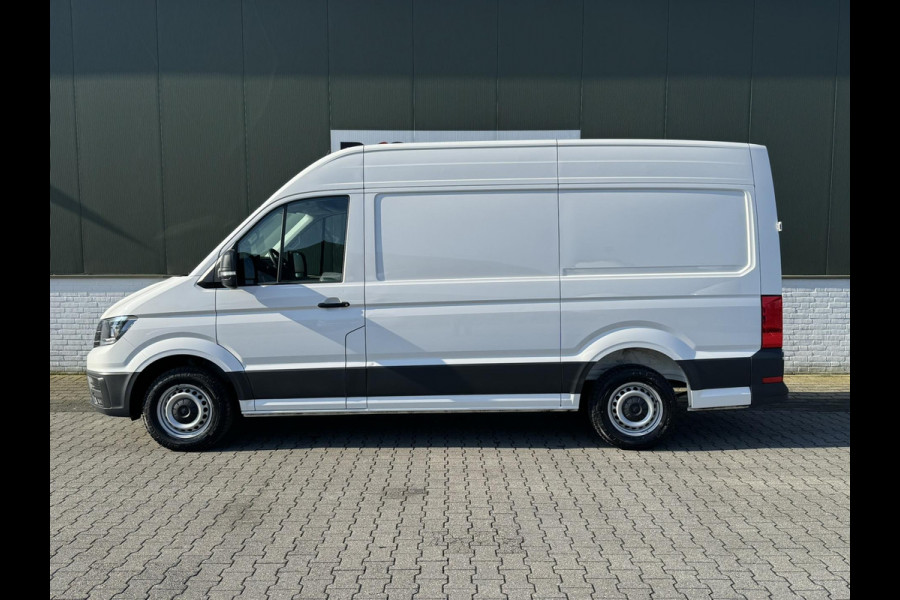 Volkswagen Crafter 30 2.0 TDI L3H3 Highline 4S banden Trekhaak Carplay Pdc v+a Cruise DAB