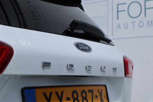Ford FOCUS Wagon 1.5 EcoBlue ST Line Business NL AUTO | CARPLAY | STOELVERW | STUURWIEL VERW |