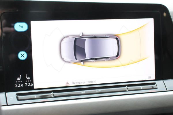 Volkswagen Golf 1.5 eTSI 131pk DSG Life | Navigatie | Apple Carplay/Android Auto | Parkeersensoren | Adaptive Cruise Control | Stoel- en stuurverwarming | Lane Assist | Ledverlichting | Climate Control