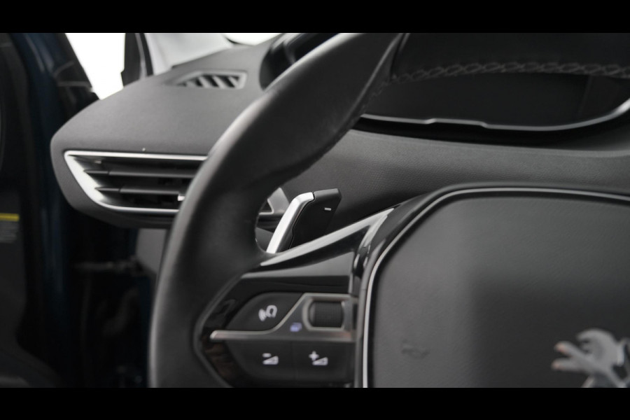 Peugeot 3008 PureTech 130 EAT8 Allure | Camera | Dodehoekdetectie | Apple Carplay | Navigatie | Parkeersensoren