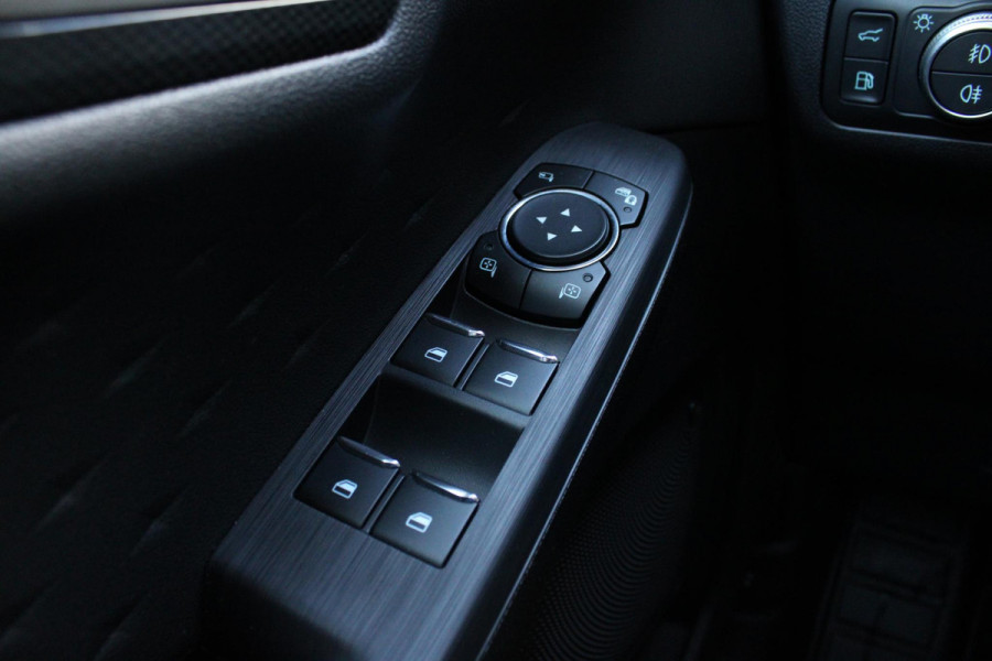 Ford Kuga 2.5 PHEV ST-Line X | B&O Audio | Adaptive Cruise | Xenon | Handsfree.klep | Winterpakket |