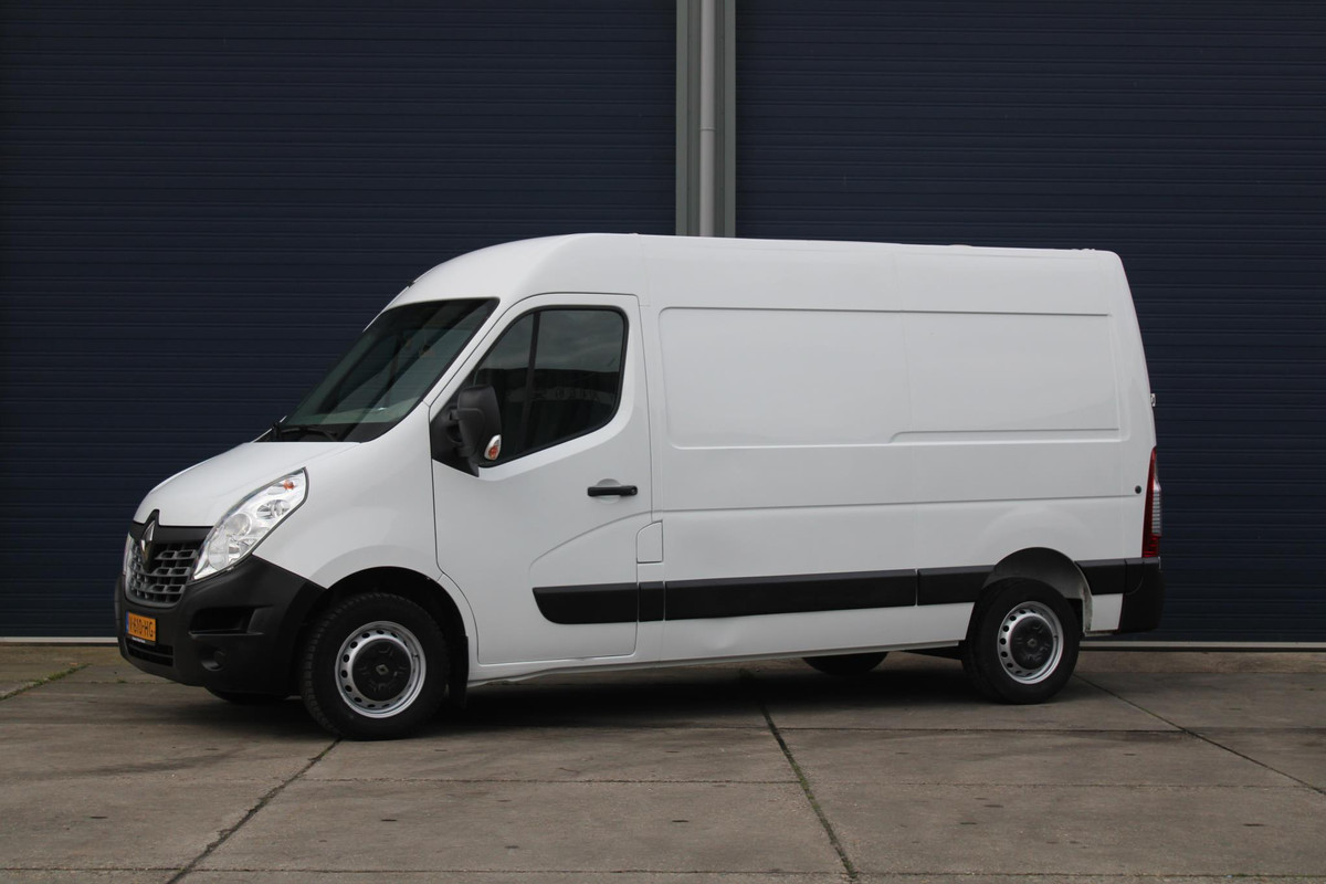 Renault Master T35 2.3 dCi L2H2 Energy AIRCO / CRUISE CONTROLE / EURO 6 / TREKHAAK