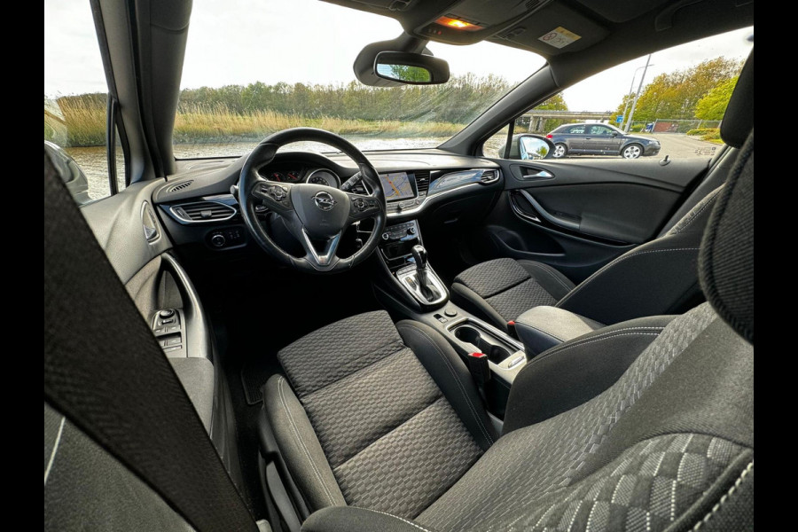 Opel Astra Sports Tourer 1.4 150 PK Automaat Business Executive vol mooie opties