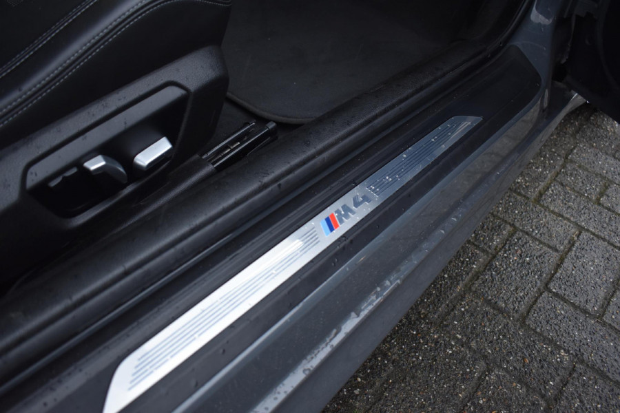 BMW 4 Serie Coupé M4 Competition Carbon HUD 360C H/K NAP