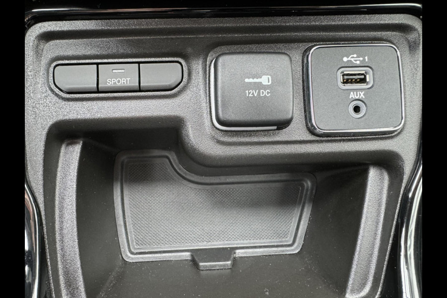 Jeep Compass 1.3T Limited Automaat Trekhaak Cruise Camera + pdc Carplay DAB 4 Seizoenen banden