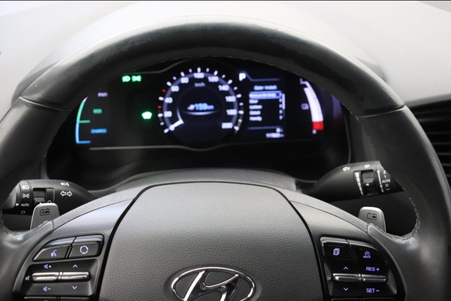 Hyundai IONIQ Comfort EV (13.000,- na SUBSIDIE) - Clima, Camera