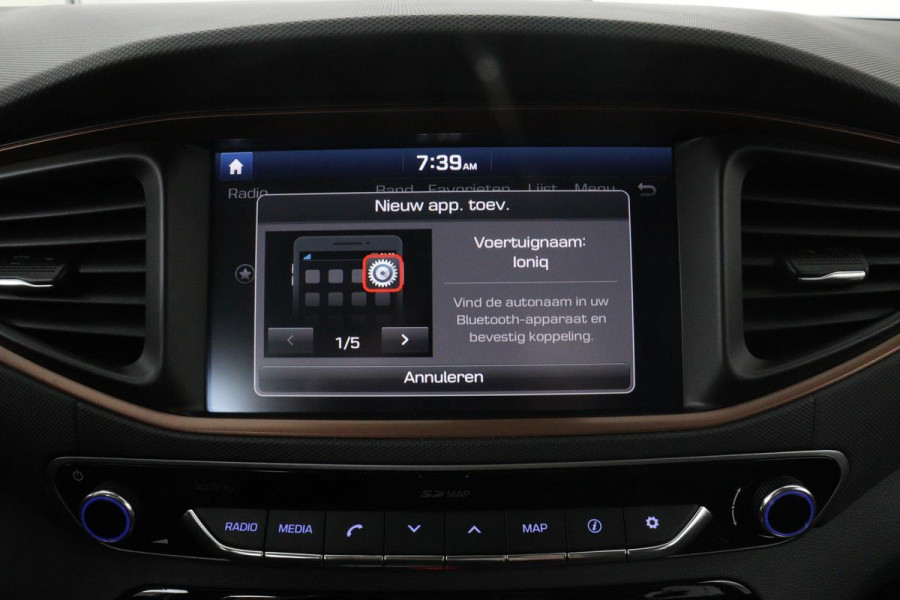 Hyundai IONIQ Comfort EV | Adaptive cruise | Carplay | Navigatie | Keyless | Camera | Climate control | PDC | Bluetooth