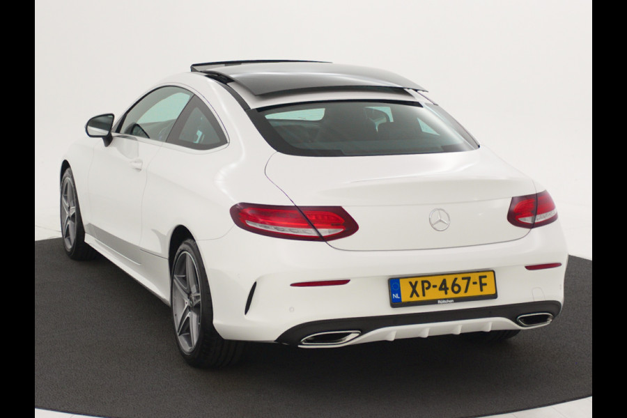 Mercedes-Benz C-Klasse Coupé 180 AMG Automaat Panoramadak | Navigatie | Climat control | Nu tijdelijk te financiëren tegen 3,90% rente (actie loopt t/m 15-5-2020)