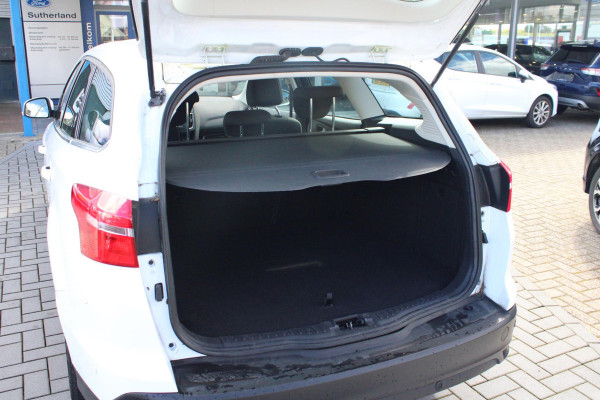 Ford Focus Wagon 1.0 Titanium | Apple Carplay | Parkeer sensoren voor & achter | Climate Control |