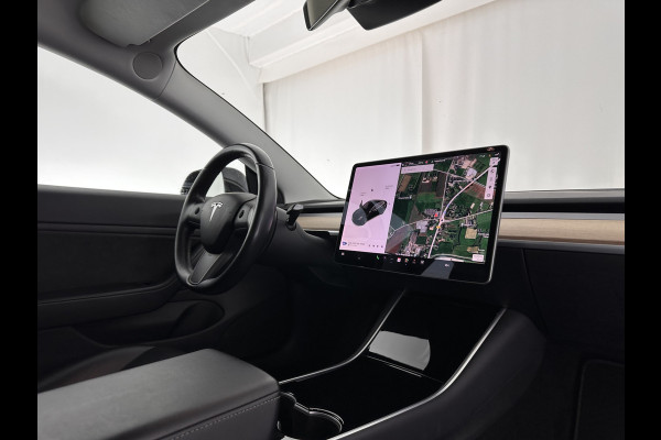 Tesla Model 3 Long Range 75 kWh (INCL-BTW) *PANO | AUTO-PILOT | NAPPA-VOLLEDER | FULL-LED | MEMORY-PACK | CAMERA | DAB | APP-CONNECT | VIRTUAL-COCKPIT | LANE-ASSIST | COMFORT-SEATS*