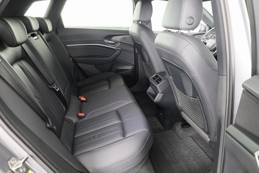 Audi e-tron 55 quattro Advanced edition Plus 95 kWh 408PK | 21"LM velgen | Navigatie | Parkeersensoren |