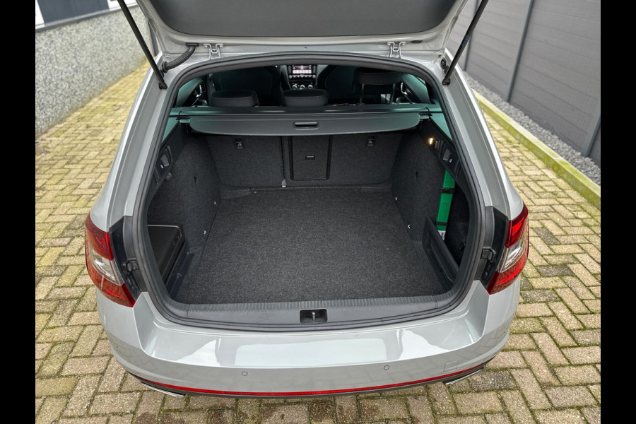 Škoda Octavia Combi 2.0 TSI RS 230 CarPlay Nardo Grey