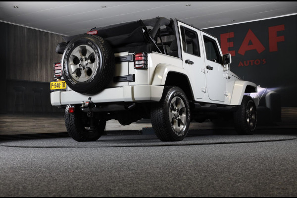 Jeep Wrangler Unlimited CABRIO 3.6 Sahara / 6 Bak / Airco / Navi / Camera / Elek Pakket / Cruise Control / Led / Trekhaak / 18 Inc