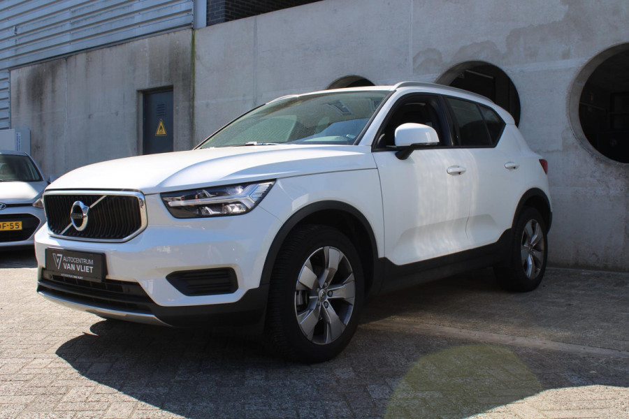 Volvo XC40 1.5 T3 Momentum Pro | TREKHAAK | LEDEREN BEKLEDING |