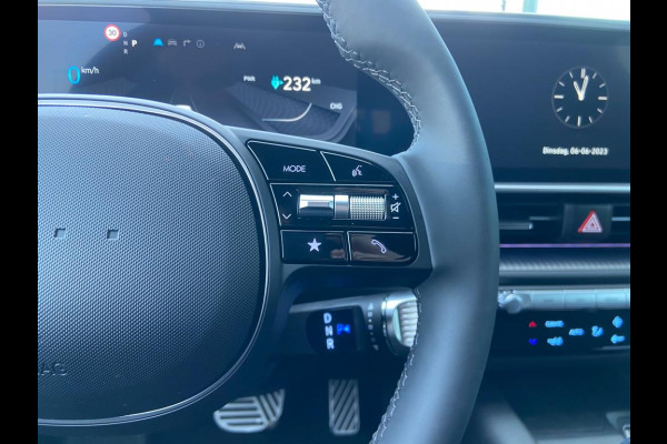 Hyundai IONIQ 6 Connect 77 kWh | VAN €56.230 VOOR €43.795 Elek. stoel | Stoelverwarming voor + achter | Stuurverwarming |