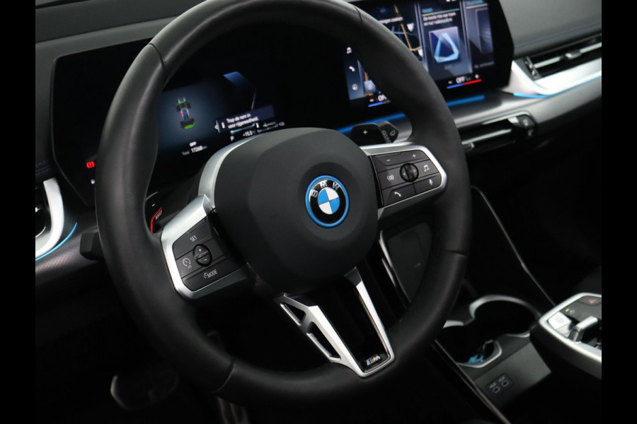 BMW X1 30e xDrive M-Sport | 20" | Panorama | HK | Trekhaak