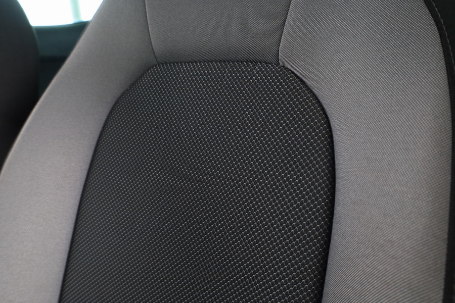 Seat Ibiza 1.0 TSI Style Business Intense 95 pk | Navigatie | Parkeersensoren | Achteruitrijcamera | Autom. airco | Cruise control |