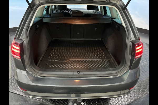 Volkswagen GOLF Variant 1.0 TSI Comfortline Business Automaat | Navi | Clima | Cruise | Stoelverwarming | Trekhaak