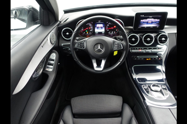 Mercedes-Benz C-Klasse 180 AMG Night Edition 9G Aut- Hleer I Burmester I Camera I LMV I Stoelverwarming
