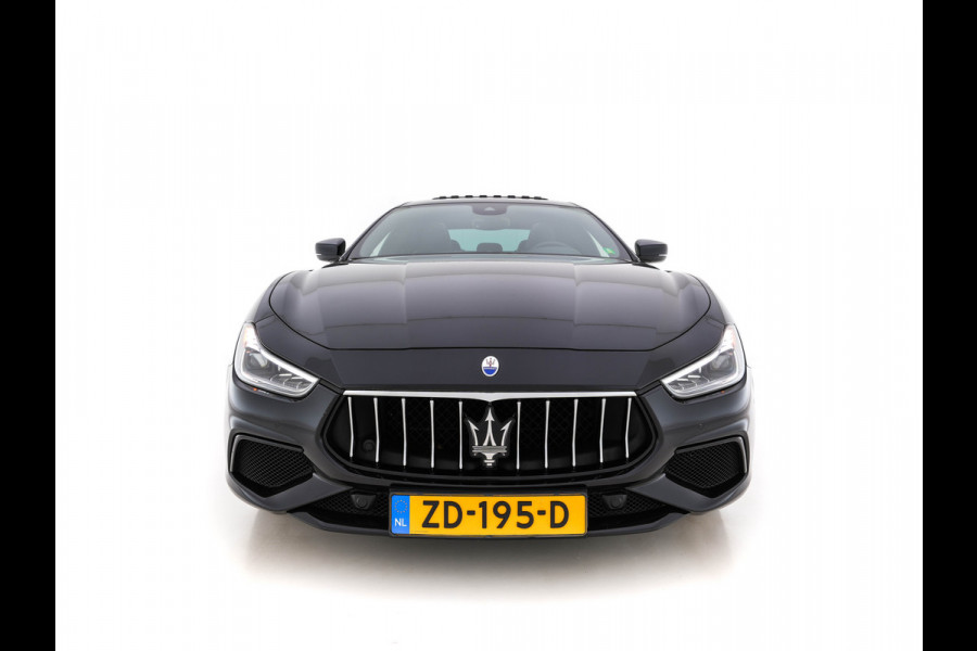 Maserati Ghibli 3.0 V6 S Q4 Gran-Lusso Aut. *PANO | SOFT-CLOSE | FULL-LED | HARMAN/KARDON-SURROUND | MEMORY-PACK | NAPPA-VOLLEDER | LANE-ASSIST | BLIND-SPOT | CAMERA | NAVI-FULLMAP | CRUISE | LANE-ASSIST | SPORT-SEATS | 21"ALU*