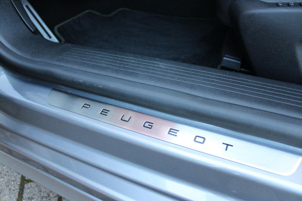 Peugeot 308 SW 1.2 130PK AUTOMAAT GT PACK BUSINESS | ELEKTRISCHE STOEL MET GEHEUGEN FUNCTIE | STOEL/STUUR VERWARMING | ELEKTRISCHE ACHTERKLEP | 360° CAMERA | KEYLESS ENTRY/START | FOCAL AUDIO SYSTEEM | ADAPTIVE CRUISE CONTROL | 19" LICHTMETALEN VELGEN | DRAADLOZE TELEFOONLADER | DRAADLOZE APPLE CARPLAY/ANDROID AUTO | NAVIGATIE | ALCANTARA BEKLEDING | DAB+ RADIO | DODEHOEK DETECTIE | VERWARMBARE VOORRUIT |