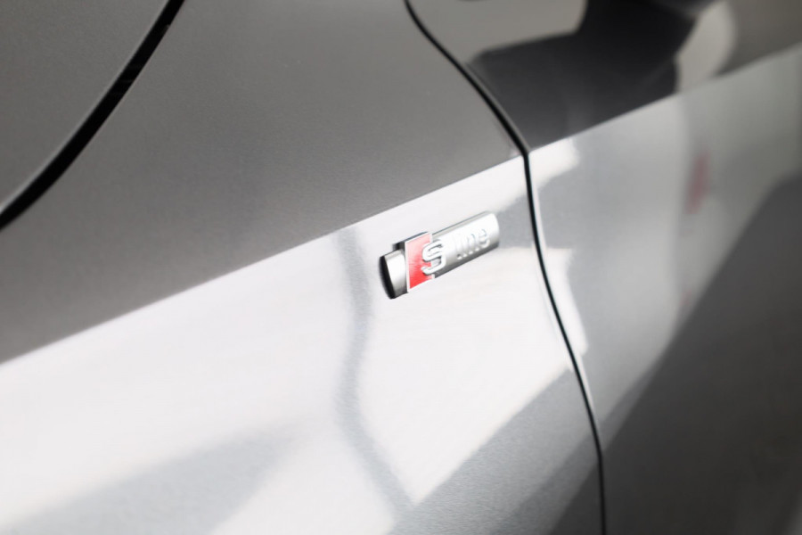 Audi A3 Sportback 35 TFSI S edition 150PK Automaat | Panorama dak | Verlengde garantie | 18" LM velgen |