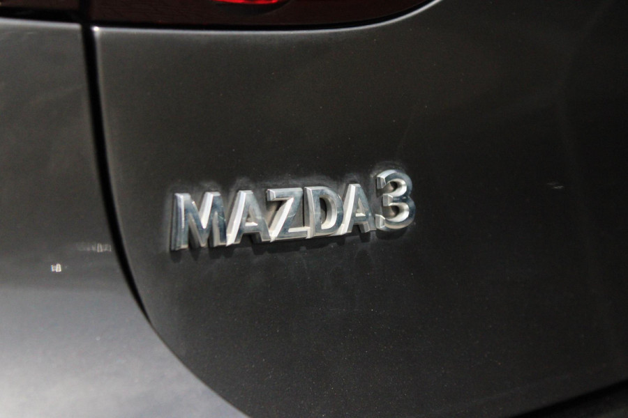 Mazda 3 2.0 e-SkyActiv-X M Hybrid 186 Comfort | Achteruitrijcamera | Apple Carplay/ Android Carplay | Stuur & Stoel Verwarming |