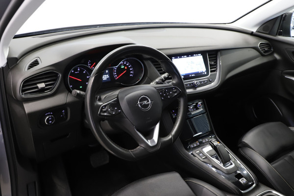 Opel Grandland X 1.6 180pk Turbo Hybrid Ultimate Navigatie Stoelverwarming Camera Cruise Clima 113