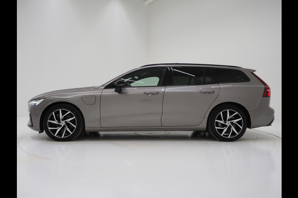 Volvo V60 2.0 T8 Twin Engine AWD R-Design | Panoramadak | Pilot Assist | Head UP | Memory