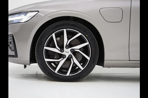 Volvo V60 2.0 T8 Twin Engine AWD R-Design | Panoramadak | Pilot Assist | Head UP | Memory